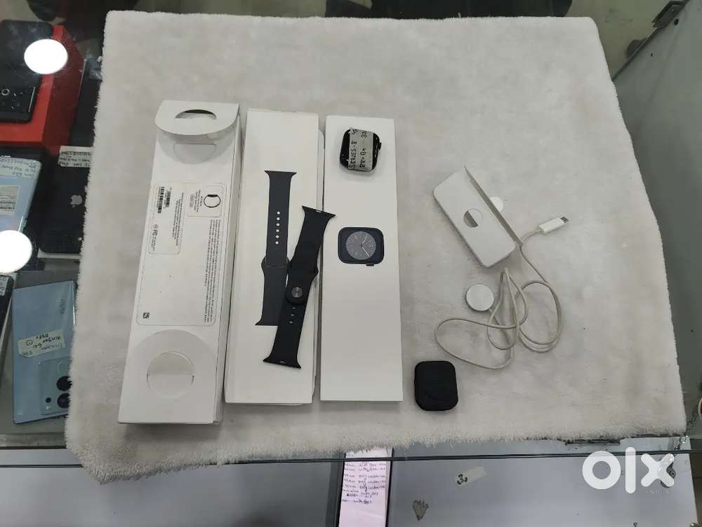 Apple watch series 8 gps 45 mm complete kit
