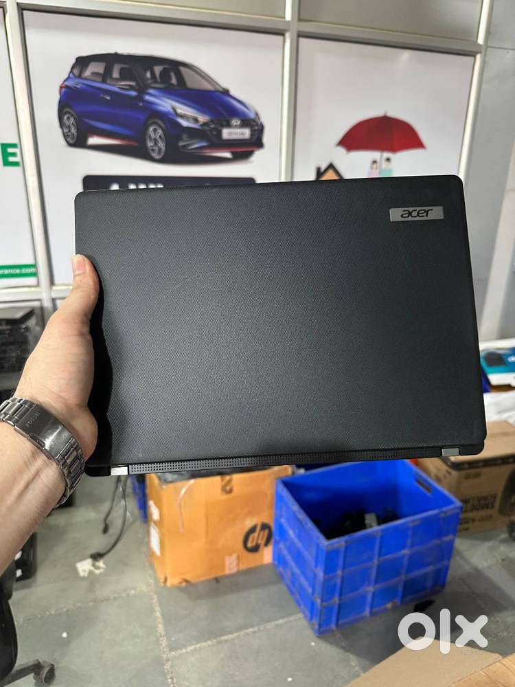 Second Hand Laptop Acer TM P-114 Core I5 11th Gen 8/256gb ssd /adaptor