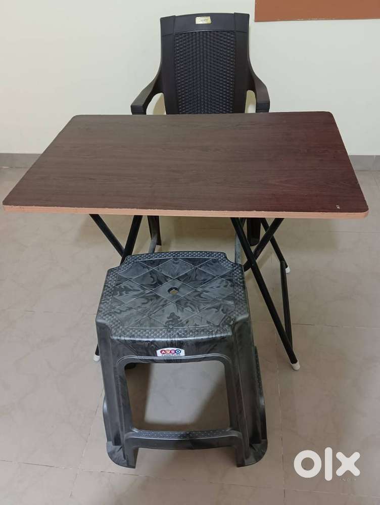 Household Items for Sale –Fridge, Washing Machine, Bed, Grinder & More