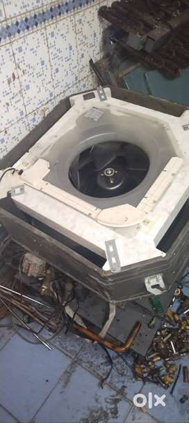 GAS STORE-RARELY USED CASSETTE AC AVAILABLE FOR SALE,GAS-R32,021 MFG Y