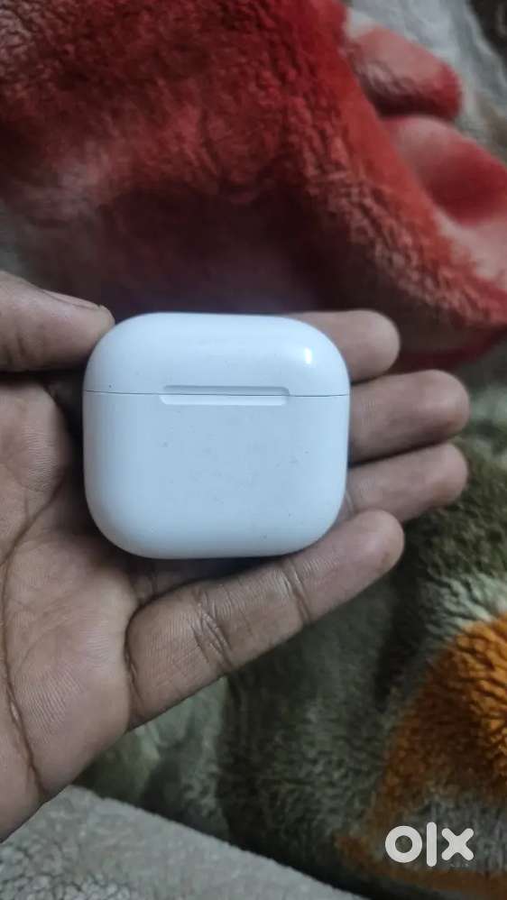 Apple airpods 4