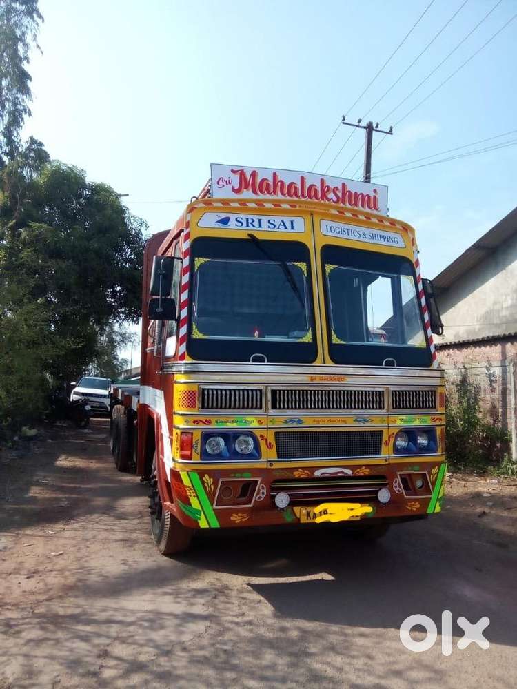 Tata 3518 - 12 wheel truck , showroom maintained ,new tyres, insurance