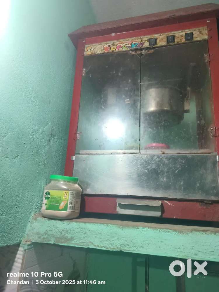 Popcorn machine