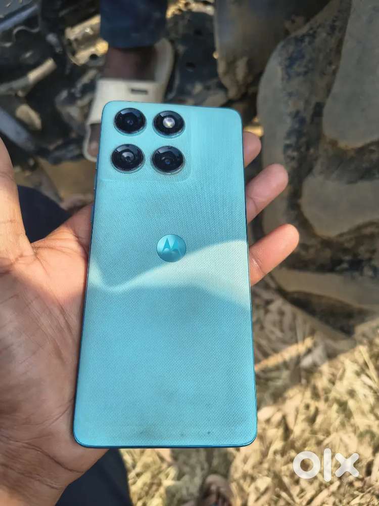 Motorola fusion 60 8GB 256 7 month