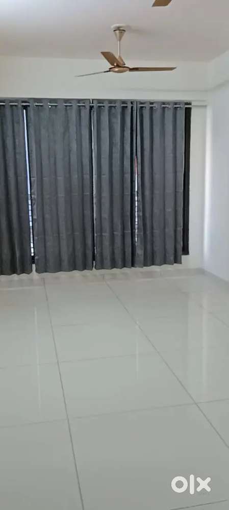 3 BHK near vaishnodevi Circle first floor