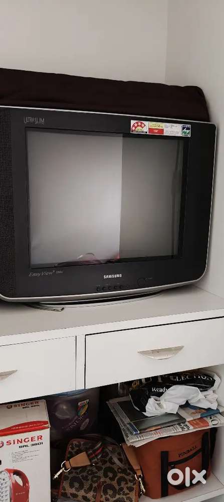 SAMSUNG TV