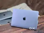 Apple Macbook Pro i7 Processor 16GB Ram 512GB Apple SSD 13inch