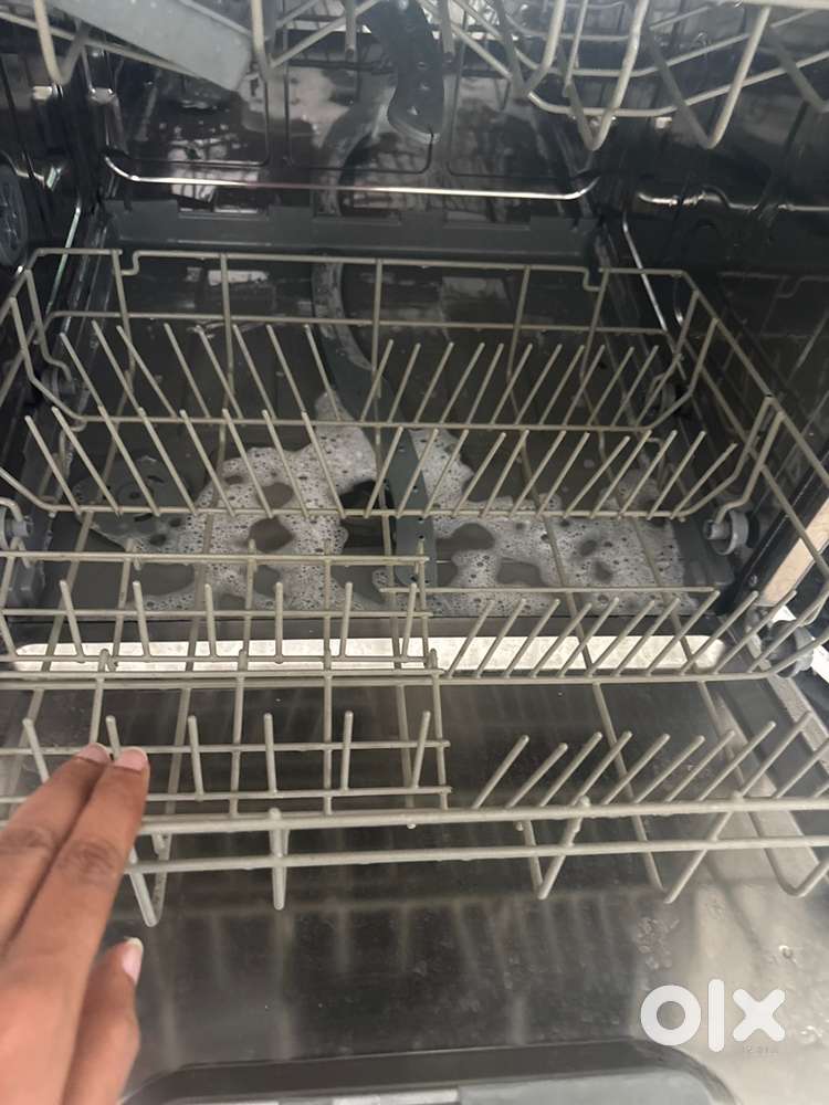 Voltas Bekho 8 Place Dishwasher Nov-2022 bought