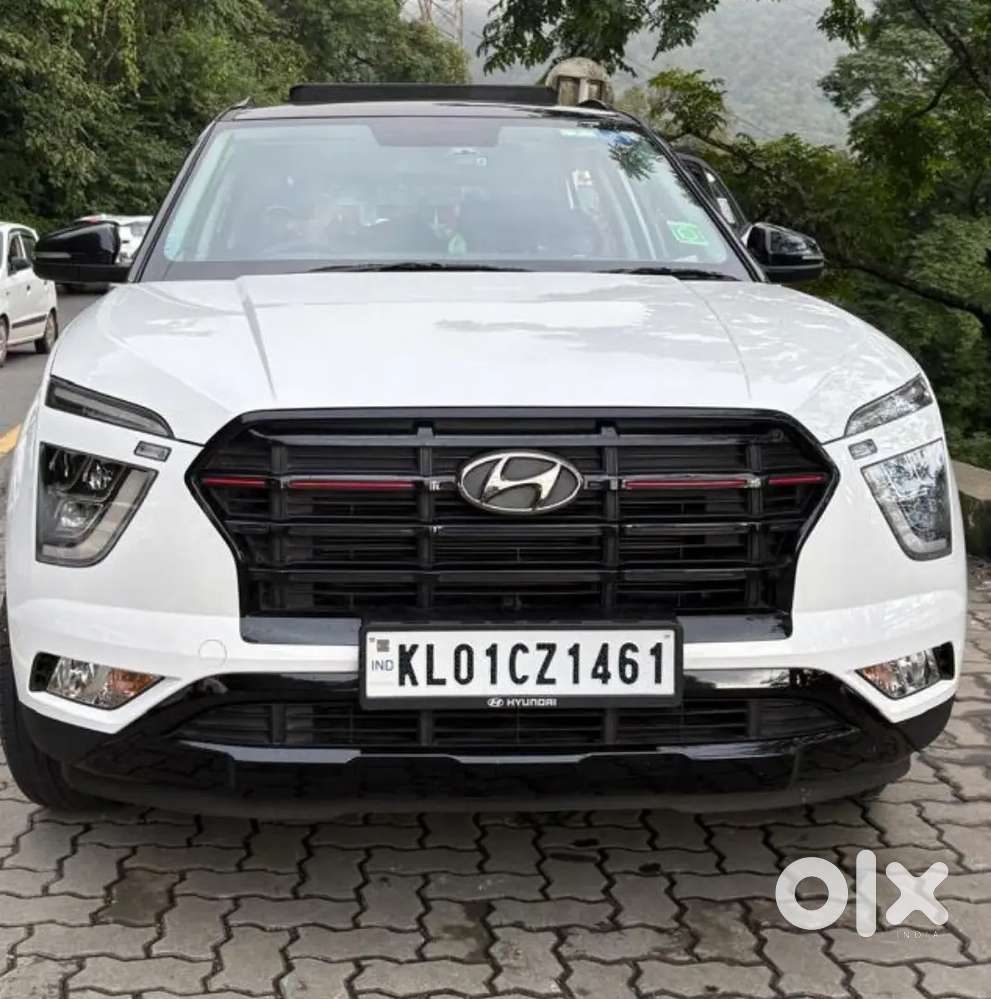 Sunroof and push button low kilometres