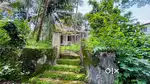 8 cent plot with old House