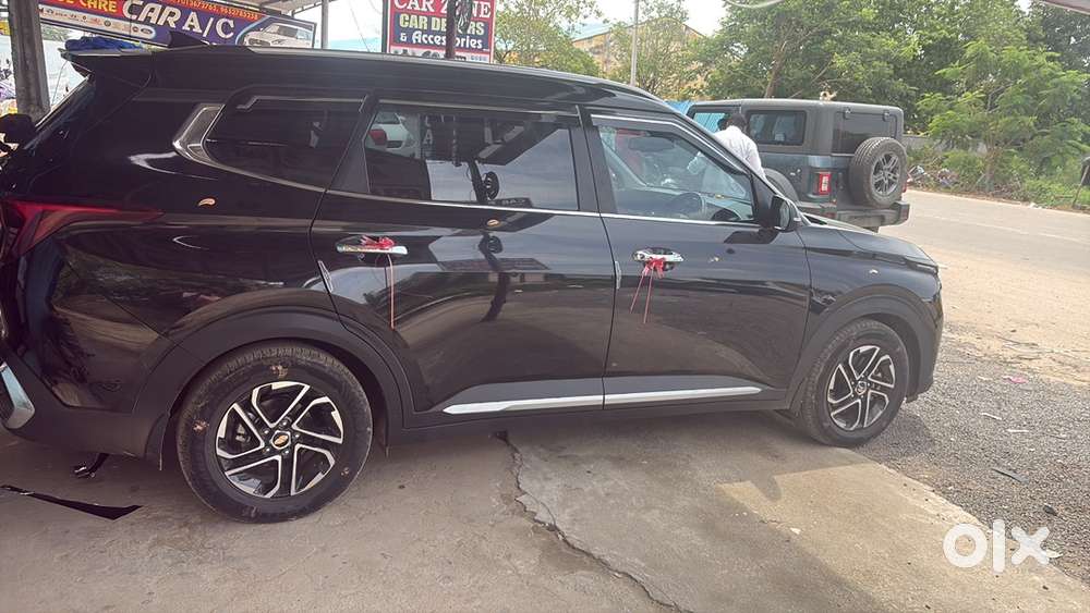 Kia Carens 2024 Diesel Well Maintained