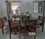 Red sagwan wooden pure dinning table