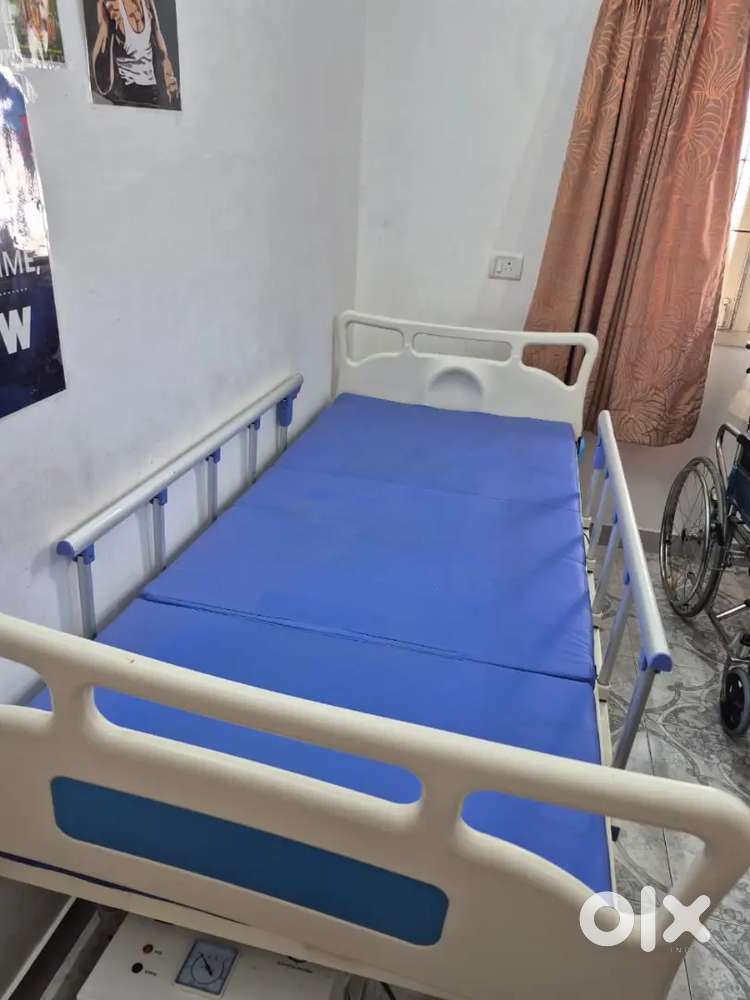 Hospital bed with air bed