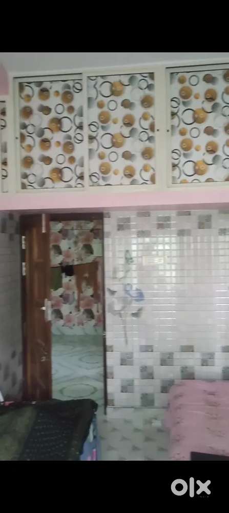 JJ Girls mess (2 seated and 3 seated)