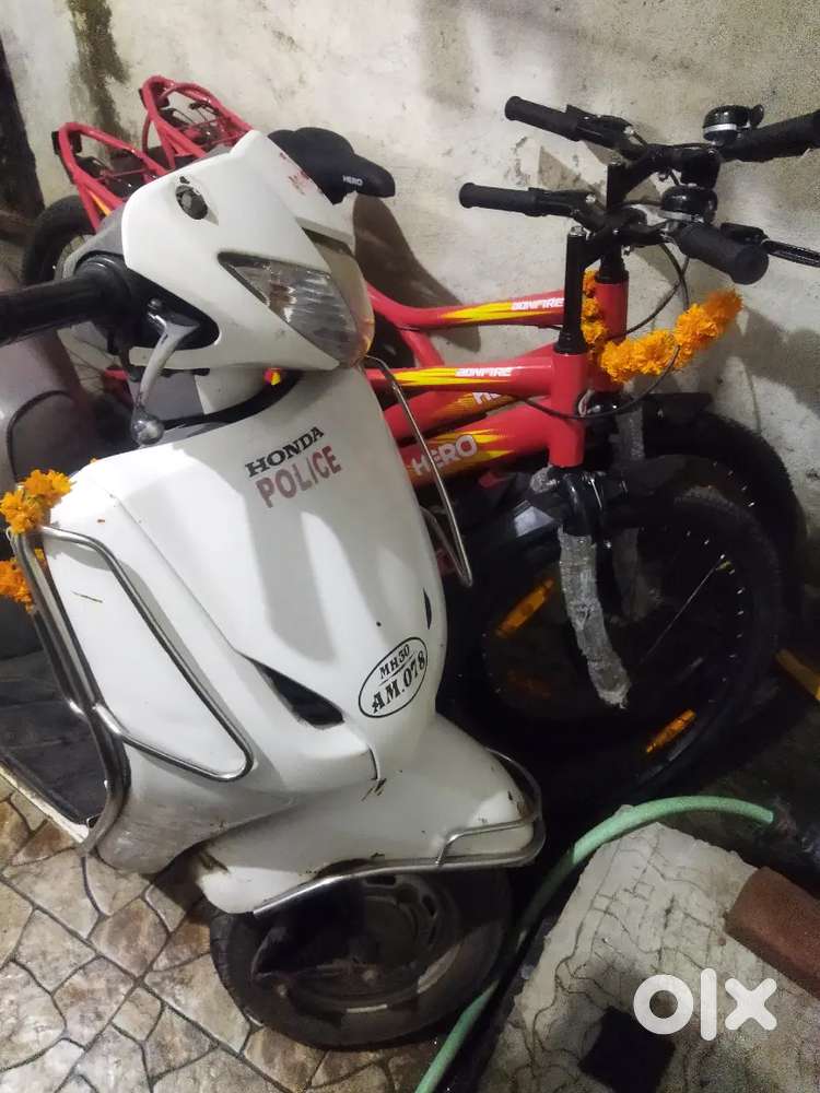 Gadi baicna hai