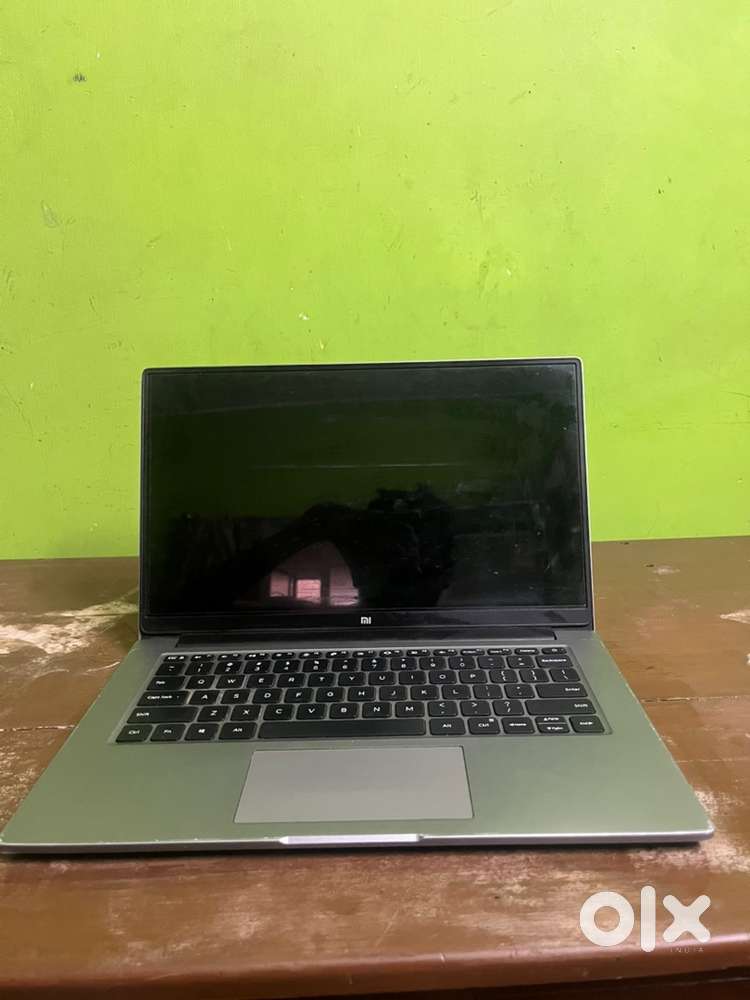MI HORIZONTAL EDUCATION Laptop