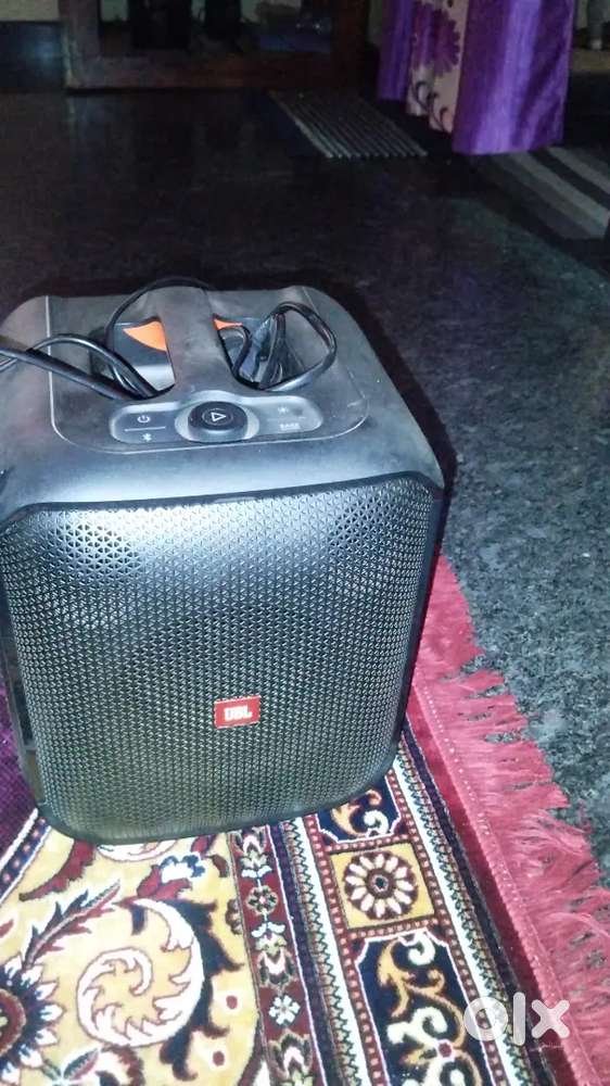JBL speaker