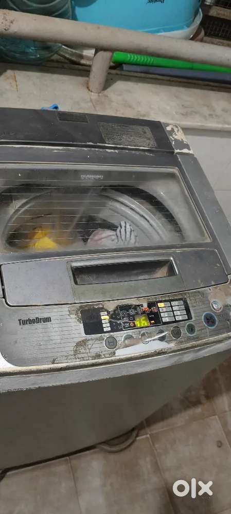 LG WASHING MACHINE FOR IMMEDIATE SALE