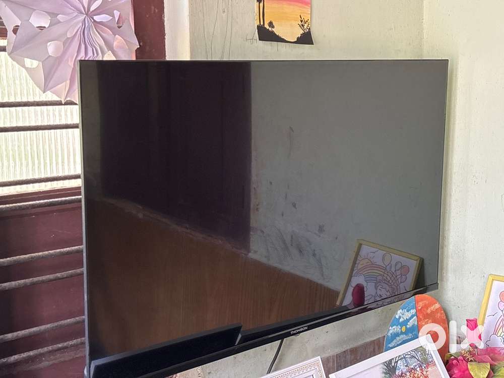 Thomson 43 inch Smart Tv