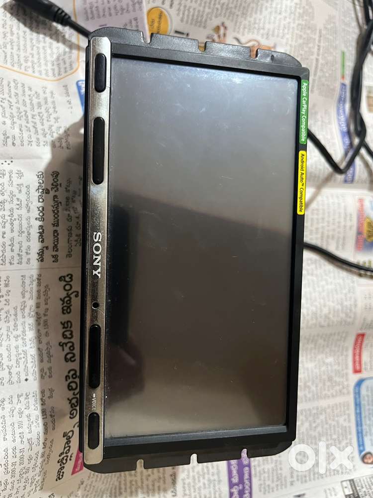 Sony Car paly  XAV - AX3000 6 ich  with free LED back rare camera