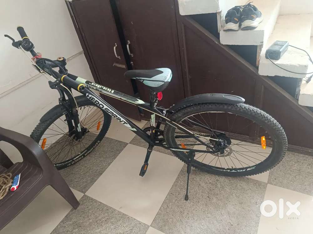 Hero sprint howler cycle