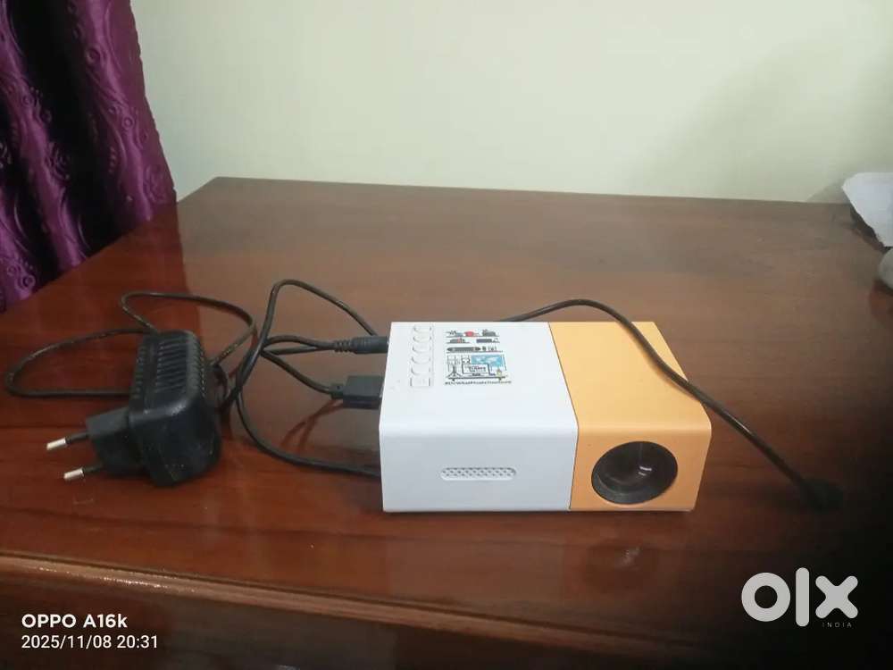 Used working projector