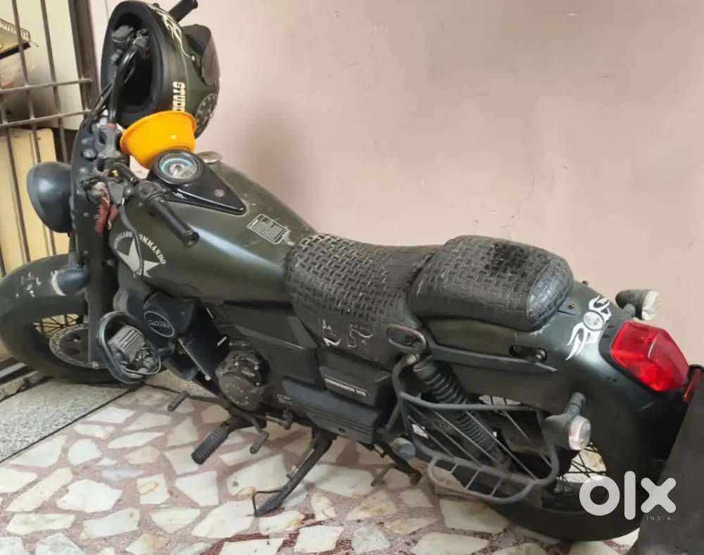 Um commando very well maintained