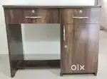 Computer table