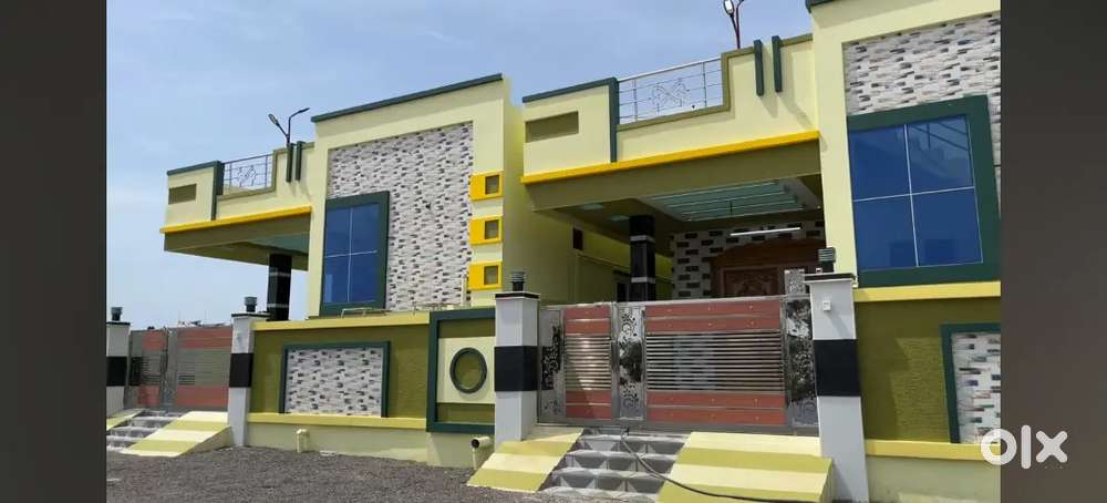 133 Sq.yards North West 2-Roads house for sale - Gangastan Nizamabad