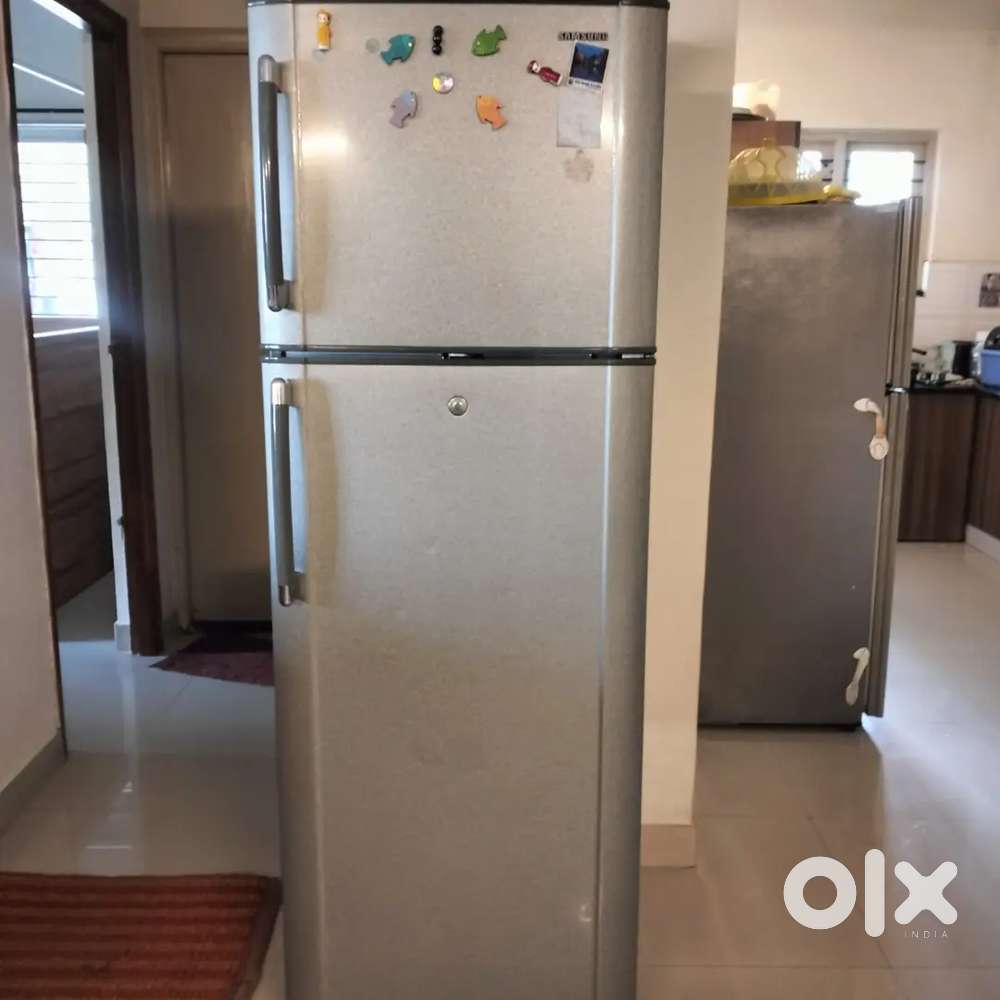 Double door samsung fridge for sale