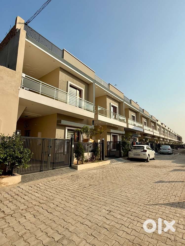 Beautiful House in 110 gaj plot