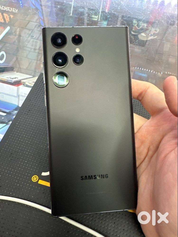 Selling 3-Month-Old Galaxy S22 Ultra with Brand New Condition, Urgent