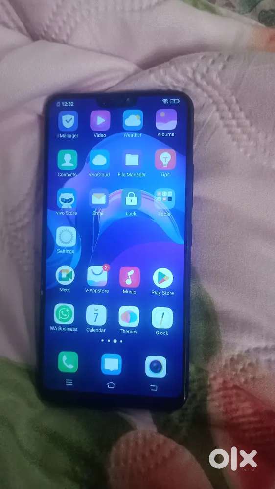 Vivio y1723 phone good condition want to sell