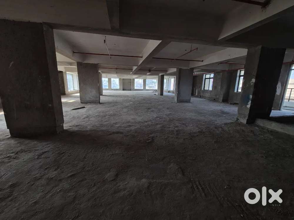 4500sq.ft 2nd floor road facing commercial space available for rent