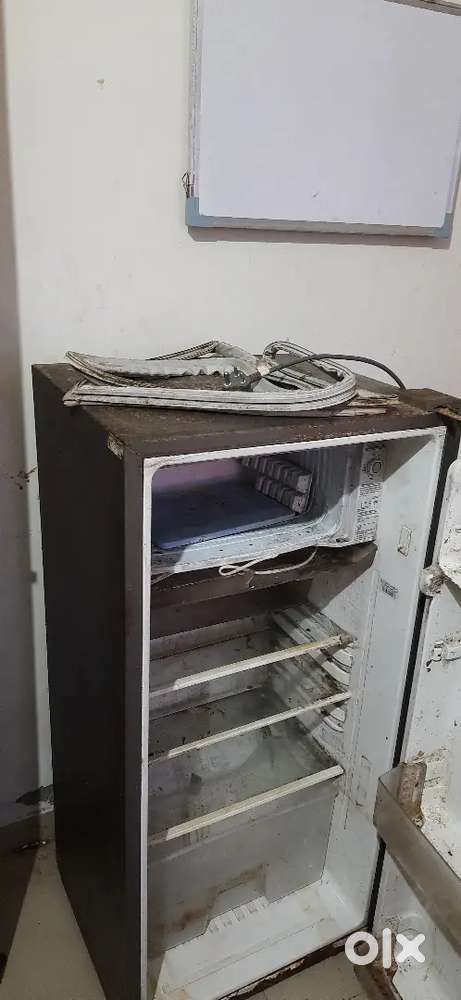 Old refrigerator for sale @ bhangar price!!!