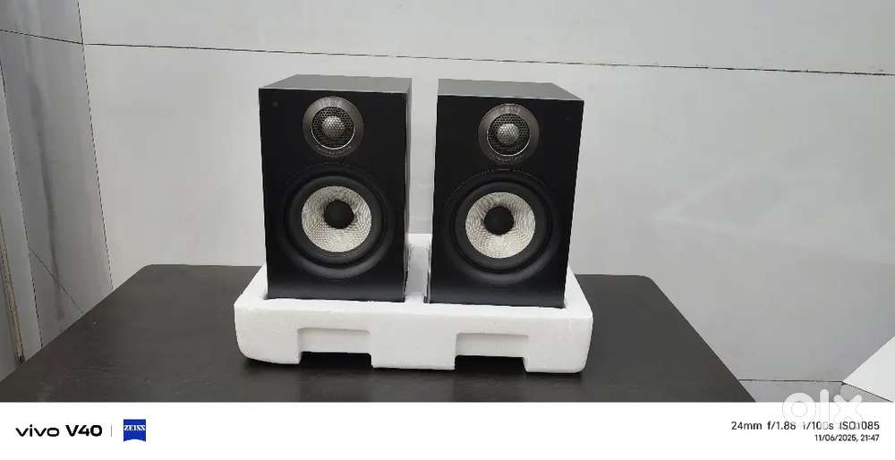 B&W Bookshelf speakers for sale.