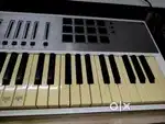 M- Audio Axiom Air 61 Midi Keyboard