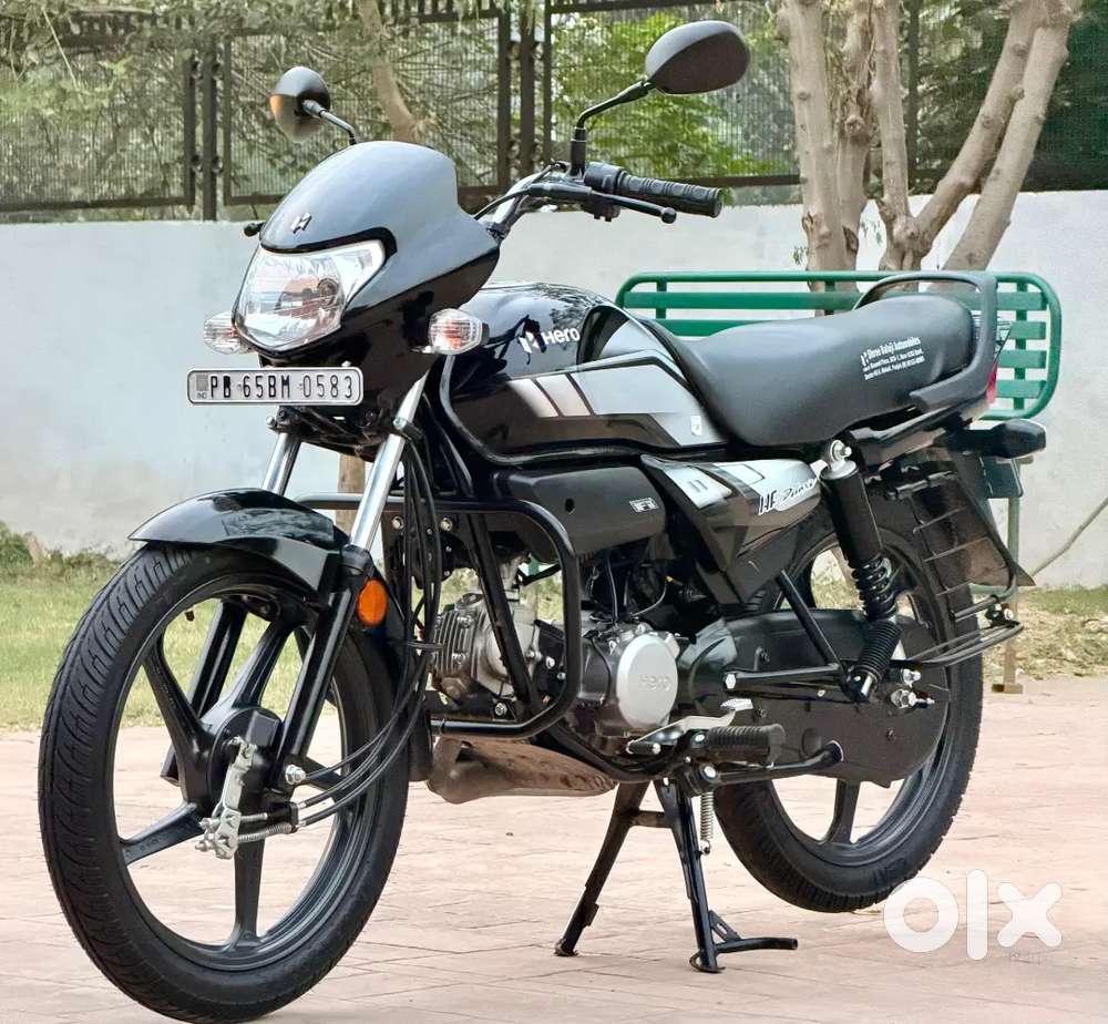 Hero Hf Deluxe 1 Month old