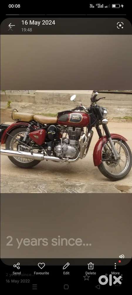 Well maintained govt employee bike.