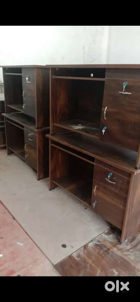 Office table sale alert!!
