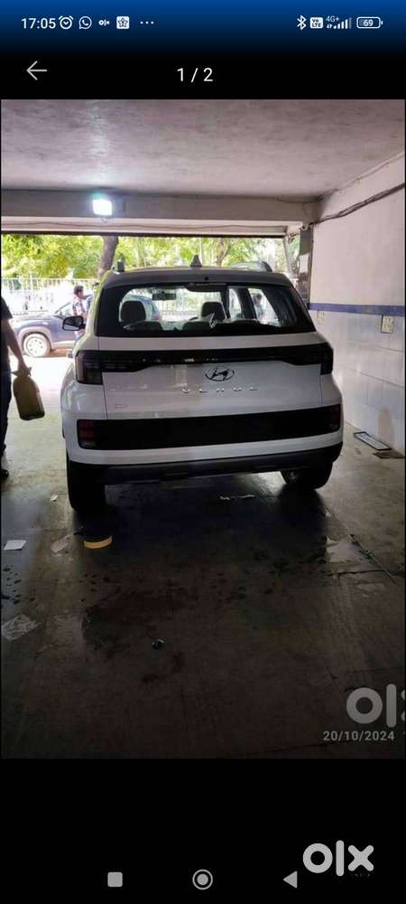 Hyundai Venue 2024 Diesel 9600 Km Driven