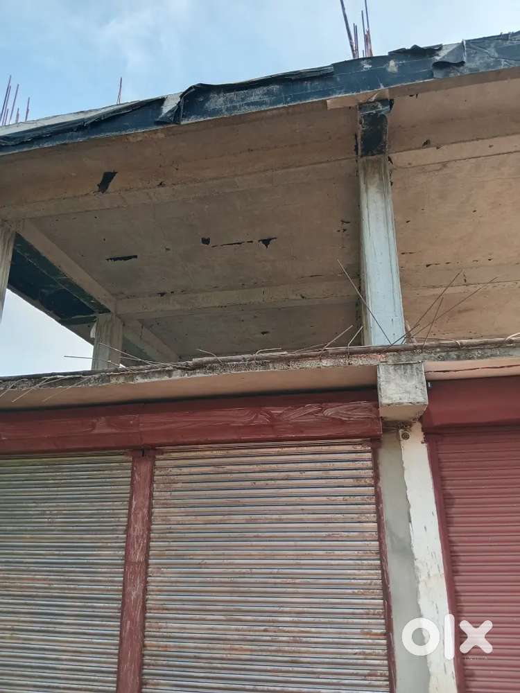 TO LET GODOWN / BANK / COURIER / OFFICE ETC.