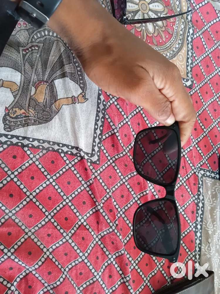 Specks (stylish chasma)