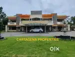 ULTRA MODERN LUXURY BUNGALOW FACING BACKWATERS NEAR LAKESHORE HOSPITAL