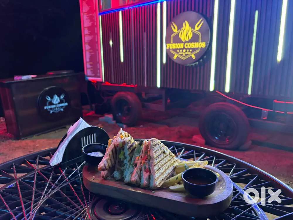 Require conticommi1chef(momos expert),tandoorspecialist,waiter,cleaner