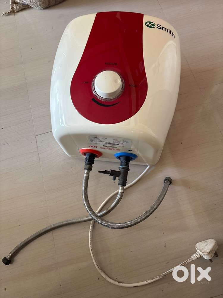 2023 -AO Smith Water Heater (Geyser)- 10 littre Storage