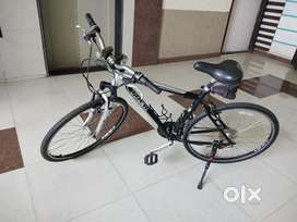 Trek Hybrid Bicycle with Gear