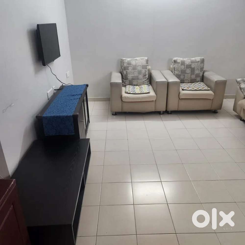 Appartment for rent  in Nikunjam Towers
