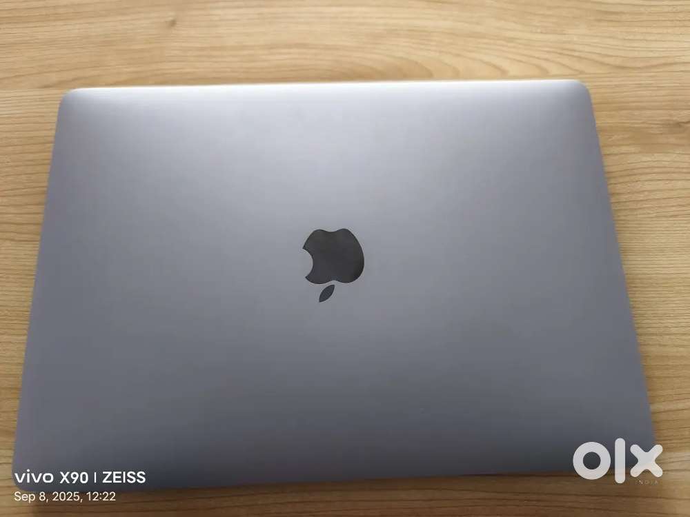 MacBook Air M1 chip