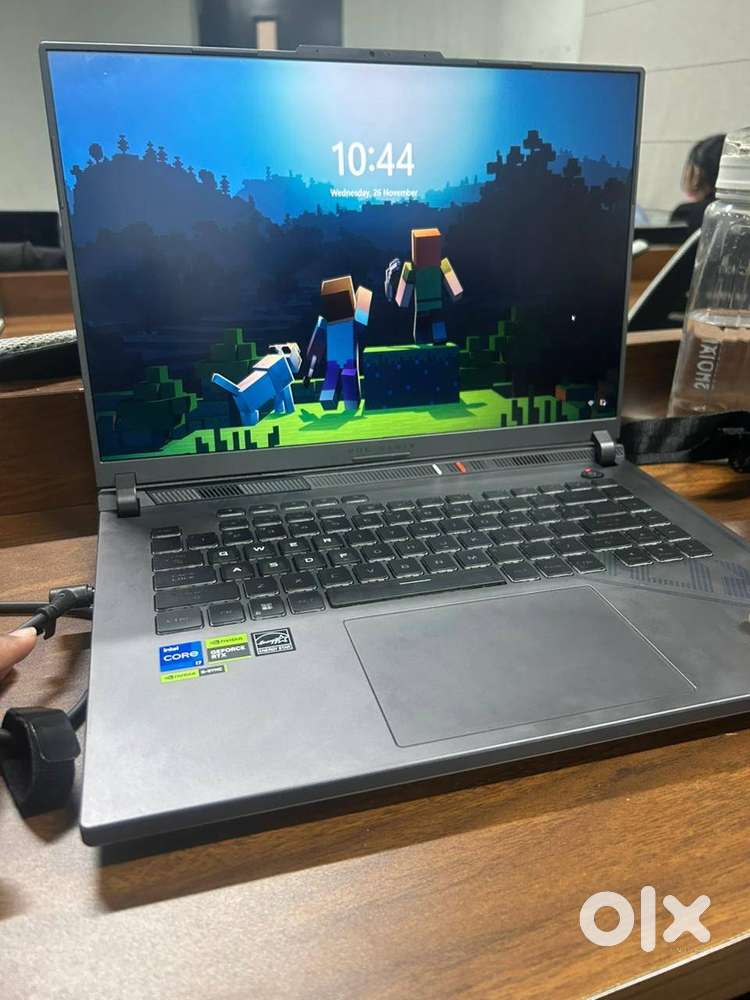 Asus ROG Strix G16 (2024)